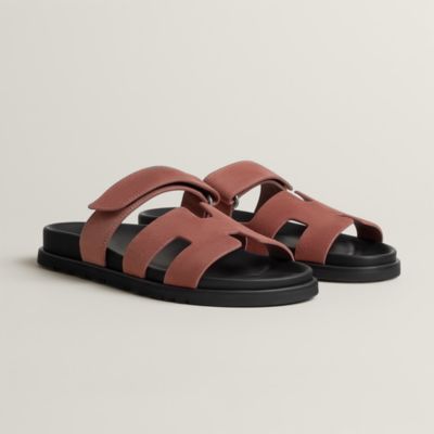 上品なカジュアルスタイルに!!【HERMES】Chypre サンダル Chypre sandal | Hermès USA